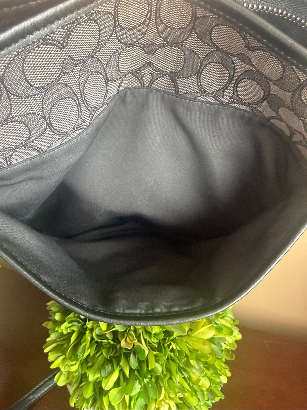COACH F58285🩶🖤BLACK AND GRAY🖤🩶SIGNATURE JACQUARD FILE CROSSBODY BAG 🌟EUC🌟 - Picture 11 of 17